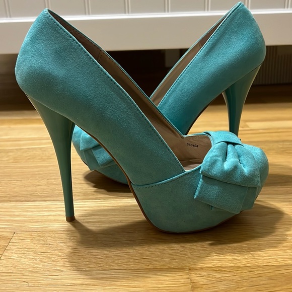 Charlotte Russe Shoes - Charlotte Russe Mint Green Platform Heels